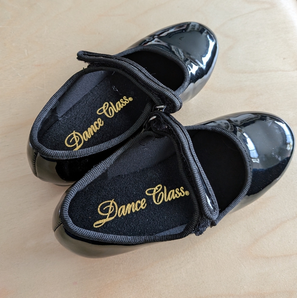 Dance Class Shiny Black Tap Shoes In Size 12